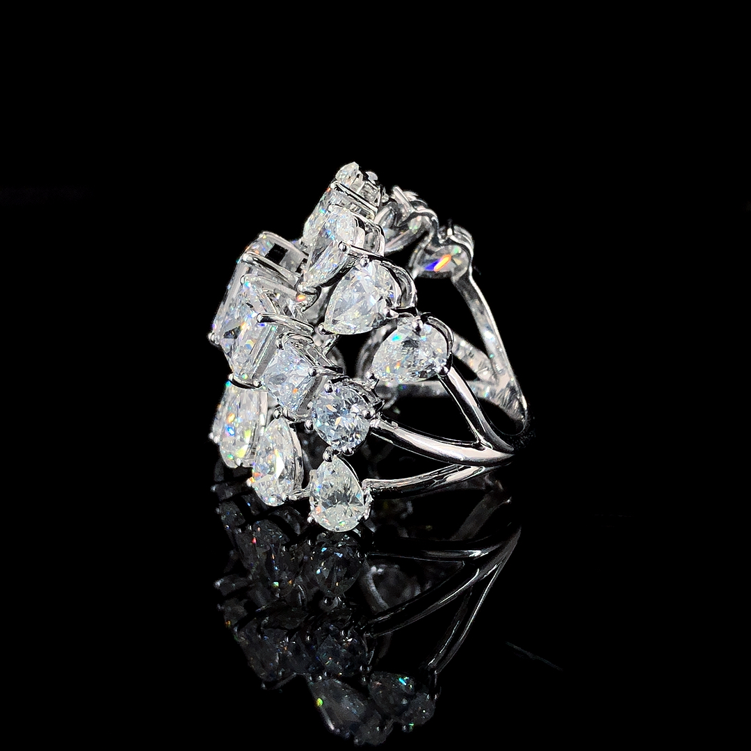 Legacy™ Ring – A Masterpiece of Brilliance and Power